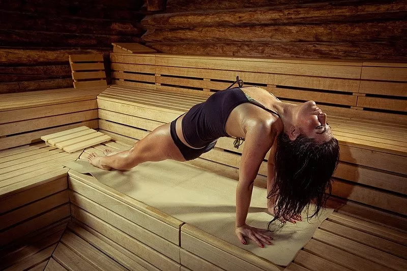How Infrared Sauna Yoga Unlocks New Dimensions In Wellbeing